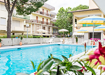 hotel simon, hotel 3 stelle con piscina per le vacanze delle famiglie con bambini a gatteo a mare (FC), nella riviera romagnola