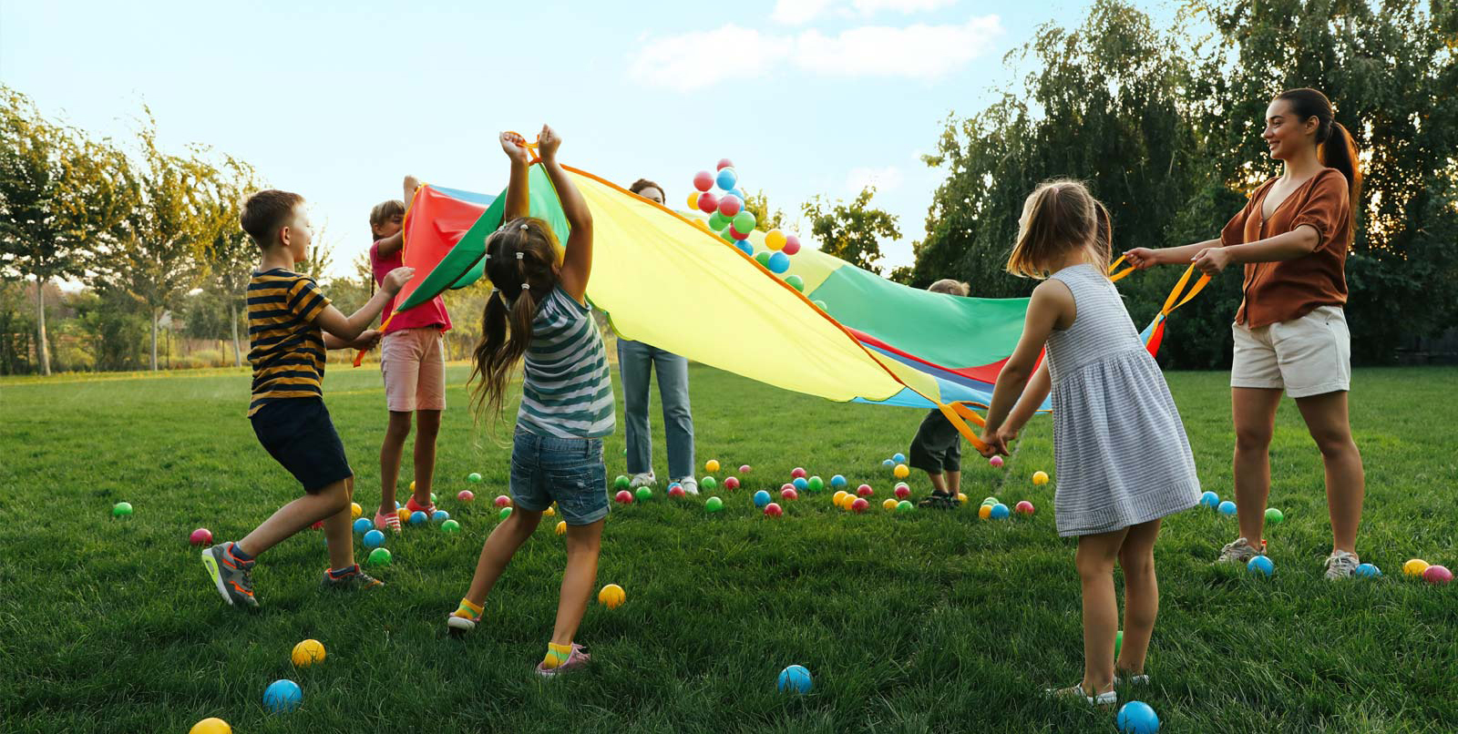 l'animazione del villaggio san pellegrino, villaggio vacanze per le famiglie con bambini a misano adriatico